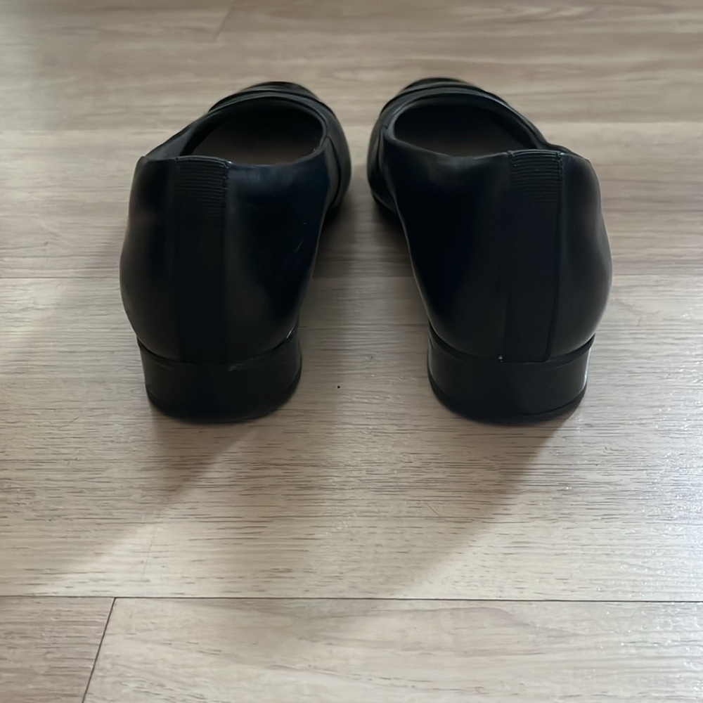 Heels - Picture 4 of 7